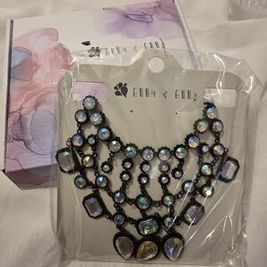 NWT ELLA & ELLY Iridescent Statement Necklace
